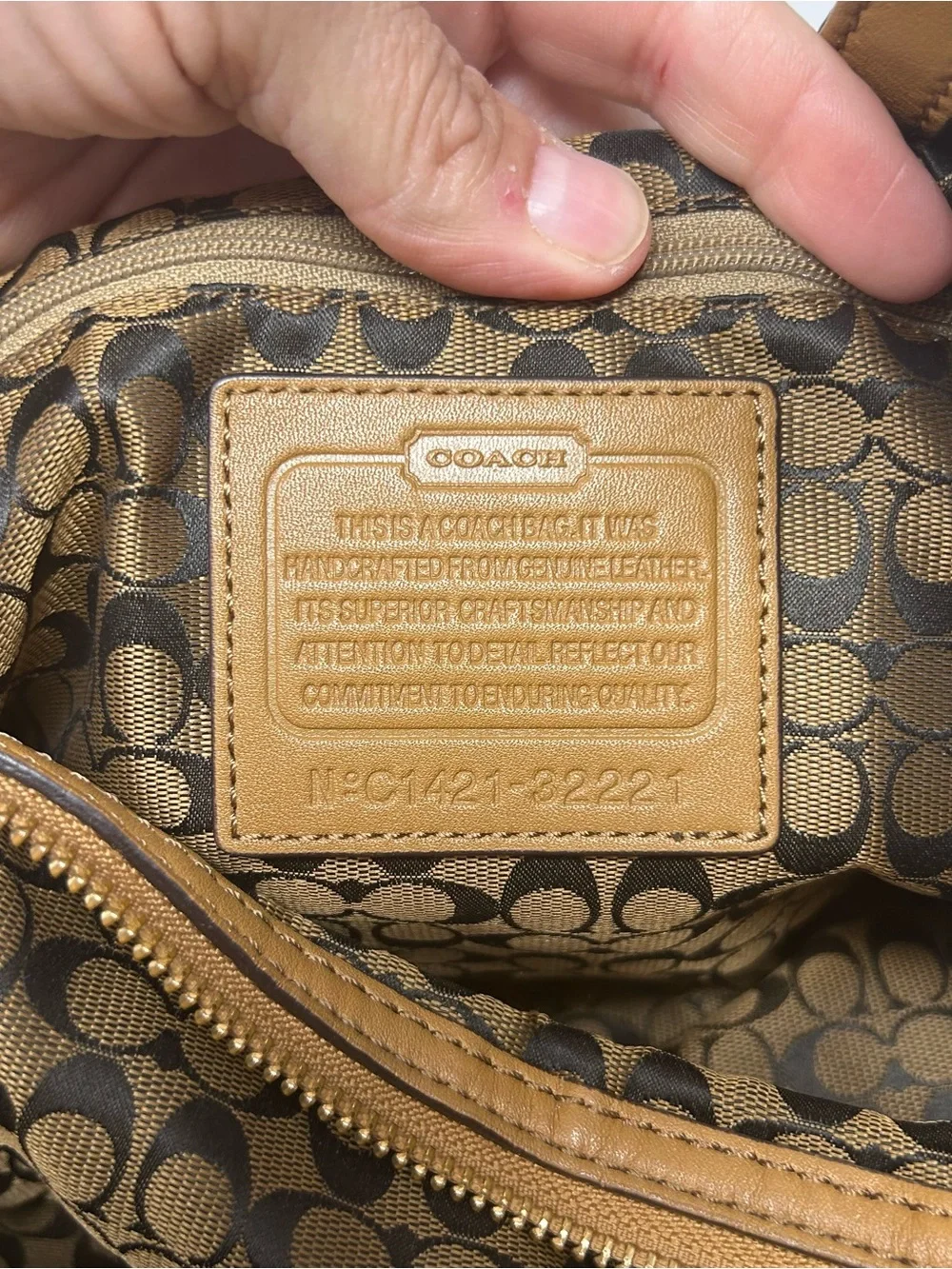 Coach Madison Carlyle leather Shoulder Bag Tan hobo slouchy